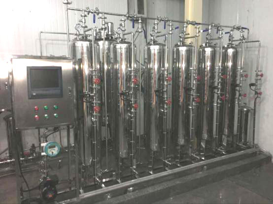 純水機(jī)現(xiàn)場圖